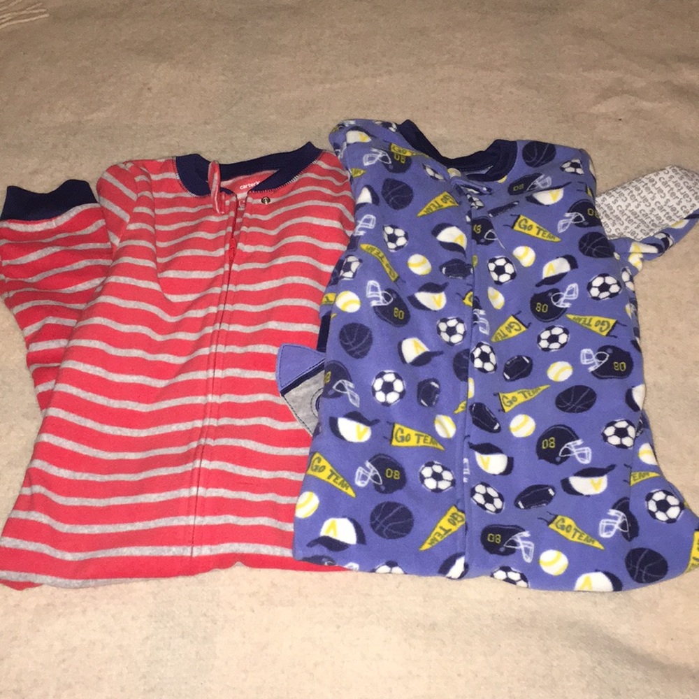 Bundle of 2 4T fleece pjs